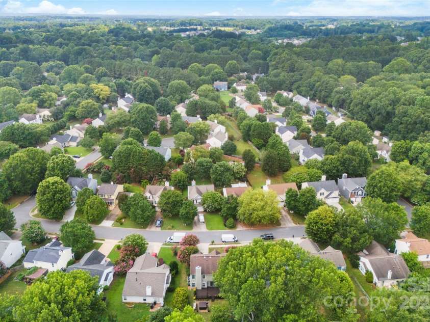 7918 Leisure Lane, Huntersville, NC 28078.  MLS# CAR4281973, YatesRealty ID 27384. 