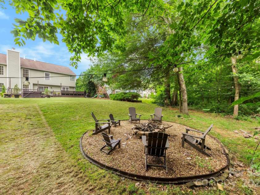 7918 Leisure Lane, Huntersville, NC 28078.  MLS# CAR4281973, YatesRealty ID 27384. 