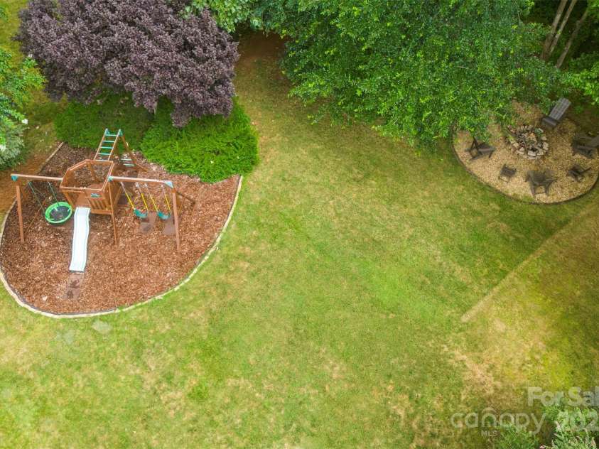 7918 Leisure Lane, Huntersville, NC 28078.  MLS# CAR4281973, YatesRealty ID 27384. 