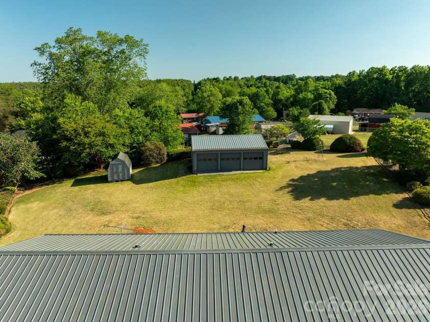 2104 Lamesa Court, Lenoir, NC 28645.  MLS# CAR4385535, YatesRealty ID 27385. 