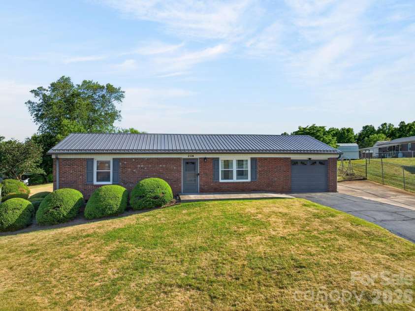 2104 Lamesa Court, Lenoir, NC 28645.  MLS# CAR4385535, YatesRealty ID 27385. 
