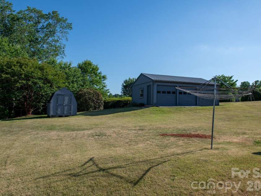 2104 Lamesa Court, Lenoir, NC 28645.  MLS# CAR4385535, YatesRealty ID 27385. 