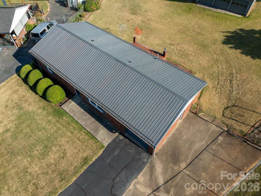 2104 Lamesa Court, Lenoir, NC 28645.  MLS# CAR4385535, YatesRealty ID 27385. 