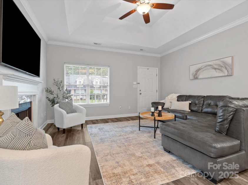 409 Danielle Way, Fort Mill, SC 29715.  MLS# CAR4275043, YatesRealty ID 27386. 