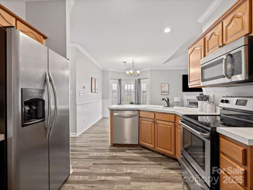 409 Danielle Way, Fort Mill, SC 29715.  MLS# CAR4275043, YatesRealty ID 27386. 