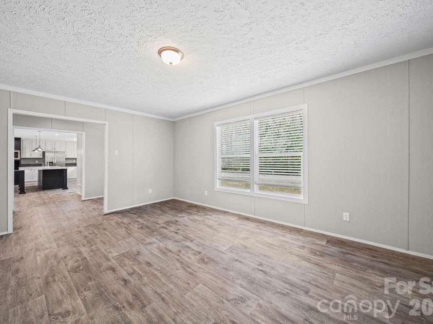 117 Whites Mill Road, Statesville, NC 28677.  MLS# CAR4374449, YatesRealty ID 27387. 