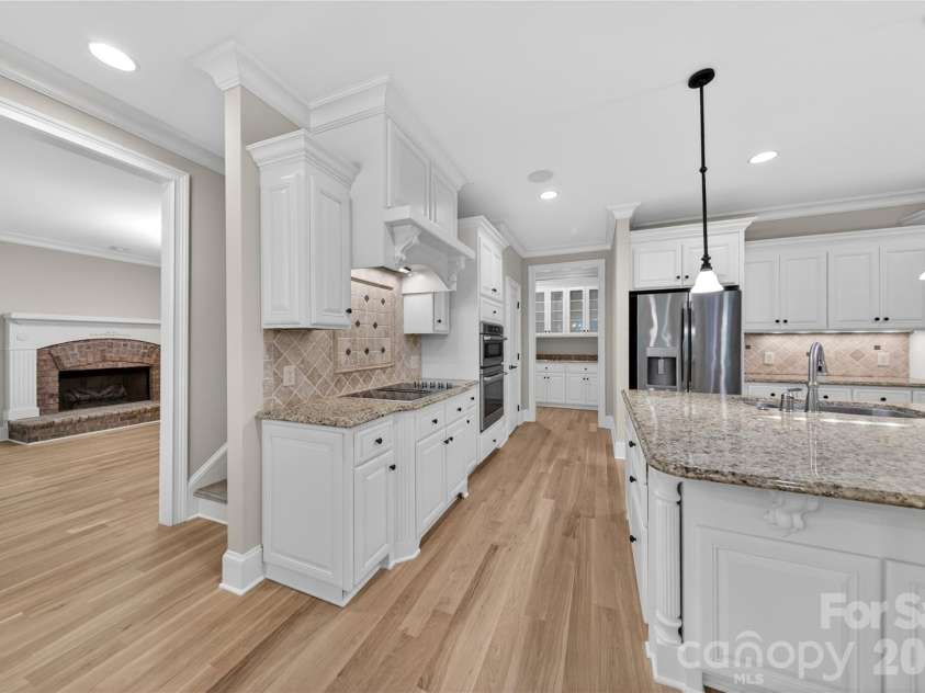 118 Stonehurst Lane, Waxhaw, NC 28173.  MLS# CAR4380184, YatesRealty ID 27389. 