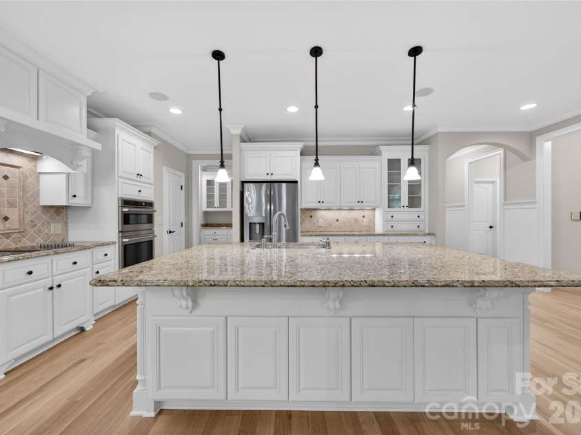 118 Stonehurst Lane, Waxhaw, NC 28173.  MLS# CAR4380184, YatesRealty ID 27389. 
