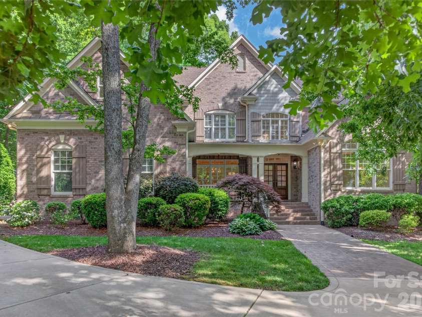118 Stonehurst Lane, Waxhaw, NC 28173.  MLS# CAR4380184, YatesRealty ID 27389. 