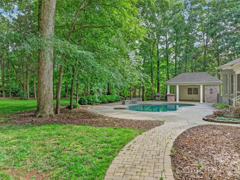 118 Stonehurst Lane, Waxhaw, NC 28173.  MLS# CAR4380184, YatesRealty ID 27389. 