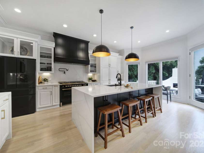 8016 Pemswood Street, Charlotte, NC 28277.  MLS# CAR4271864, YatesRealty ID 27389. Remodeled Kitchen with Custom Appliances...