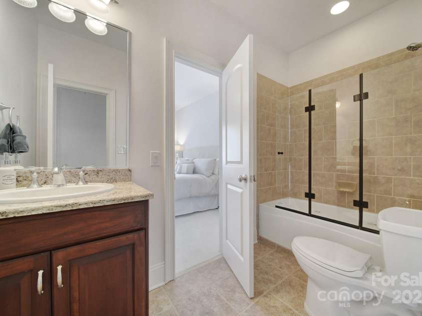 8016 Pemswood Street, Charlotte, NC 28277.  MLS# CAR4271864, YatesRealty ID 27389. Secondary Bathroom 2