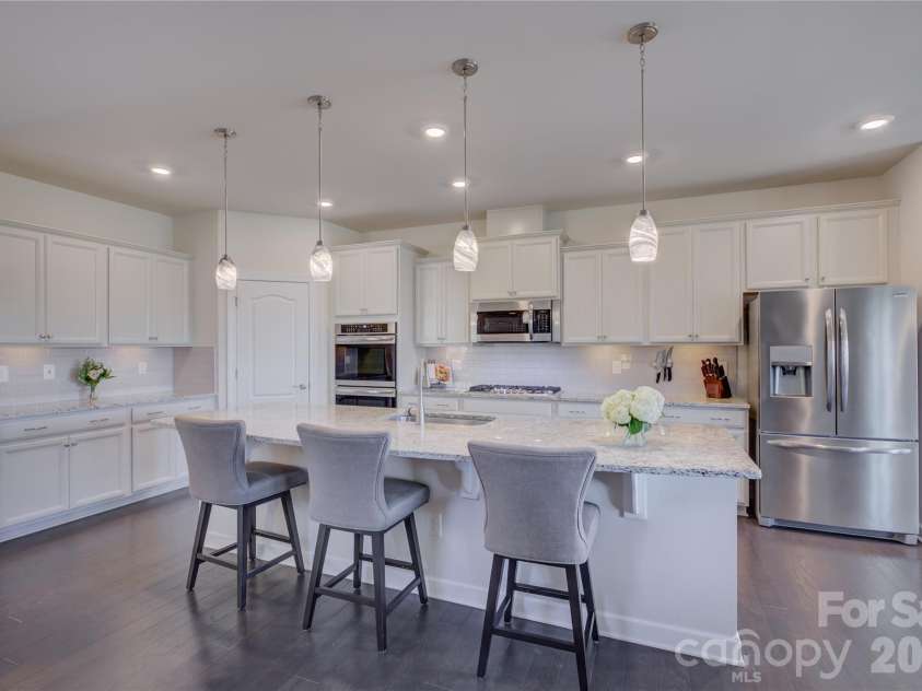 16541 Cozy Cove Road, Charlotte, NC 28278.  MLS# CAR4338314, YatesRealty ID 2739. 