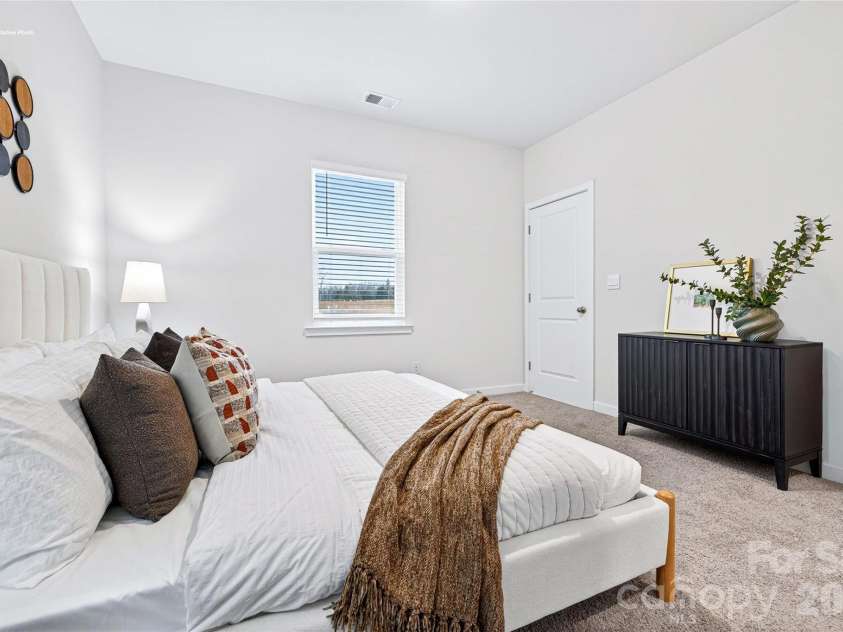 4640 Fanning Road, Hickory, NC 28602.  MLS# CAR4340283, YatesRealty ID 2739. 