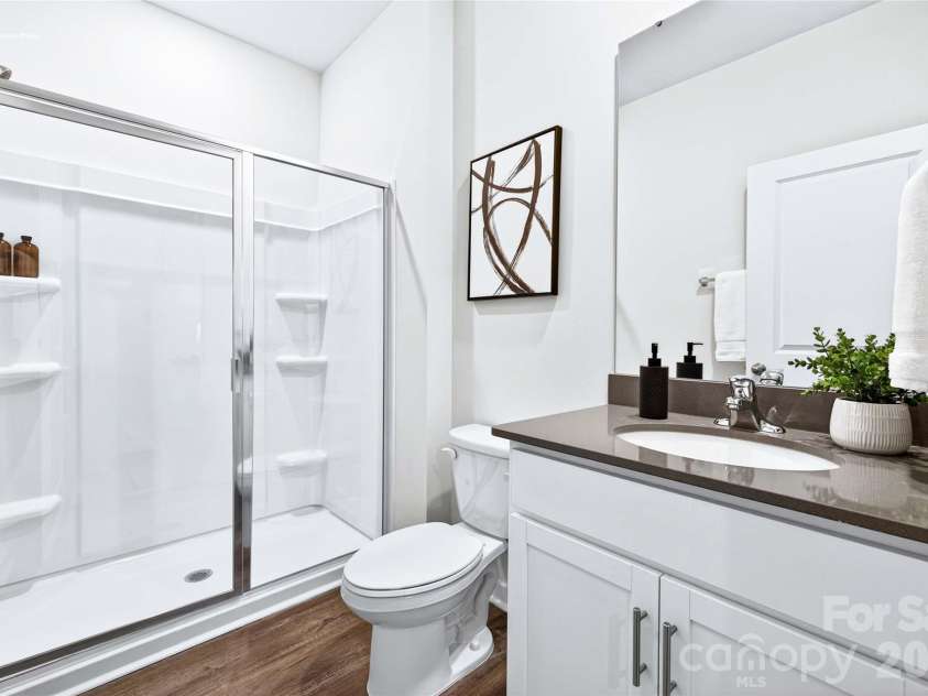 4640 Fanning Road, Hickory, NC 28602.  MLS# CAR4340283, YatesRealty ID 2739. 