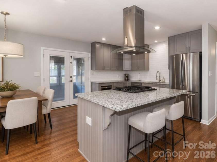 5012 Auburndale Road, Charlotte, NC 28205.  MLS# CAR4382826, YatesRealty ID 27390. 