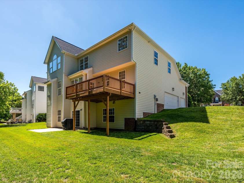 2172 Woodstream Road, Harrisburg, NC 28075.  MLS# CAR4380924, YatesRealty ID 27391. 