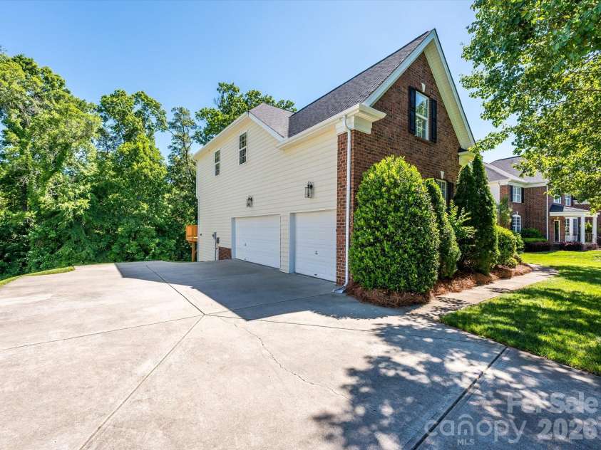 2172 Woodstream Road, Harrisburg, NC 28075.  MLS# CAR4380924, YatesRealty ID 27391. 