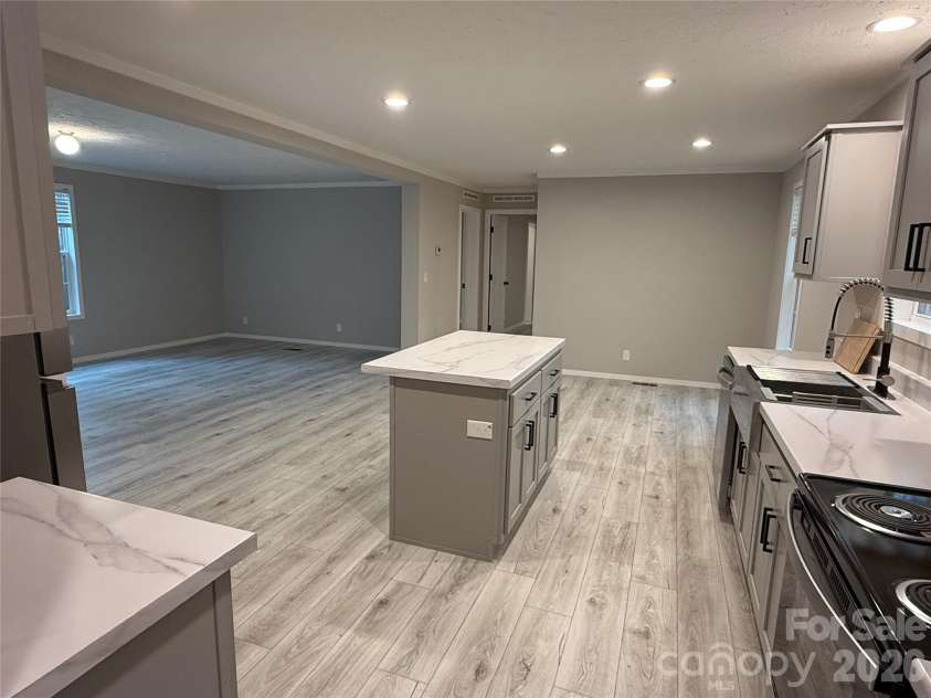 3912 SCOTT Road, Morganton, NC 28655.  MLS# CAR4379959, YatesRealty ID 27392. 