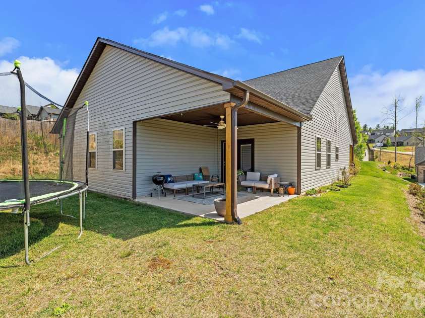 233 Water Leaf Drive, Weaverville, NC 28787.  MLS# CAR4369586, YatesRealty ID 27393. 