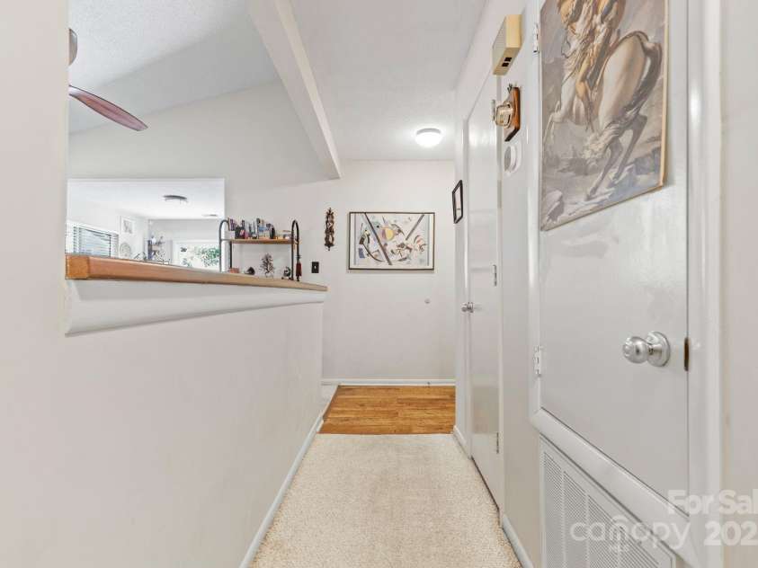 941 Sardis Cove Drive, Charlotte, NC 28270.  MLS# CAR4283401, YatesRealty ID 27393. 