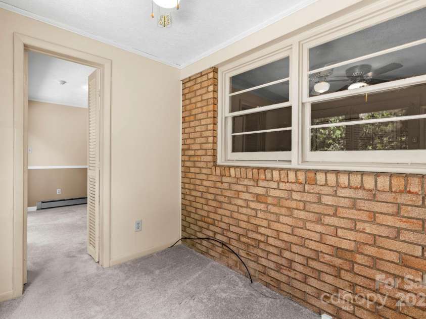 3195 Meadowbrook Street, Valdese, NC 28690.  MLS# CAR4282013, YatesRealty ID 27395. 