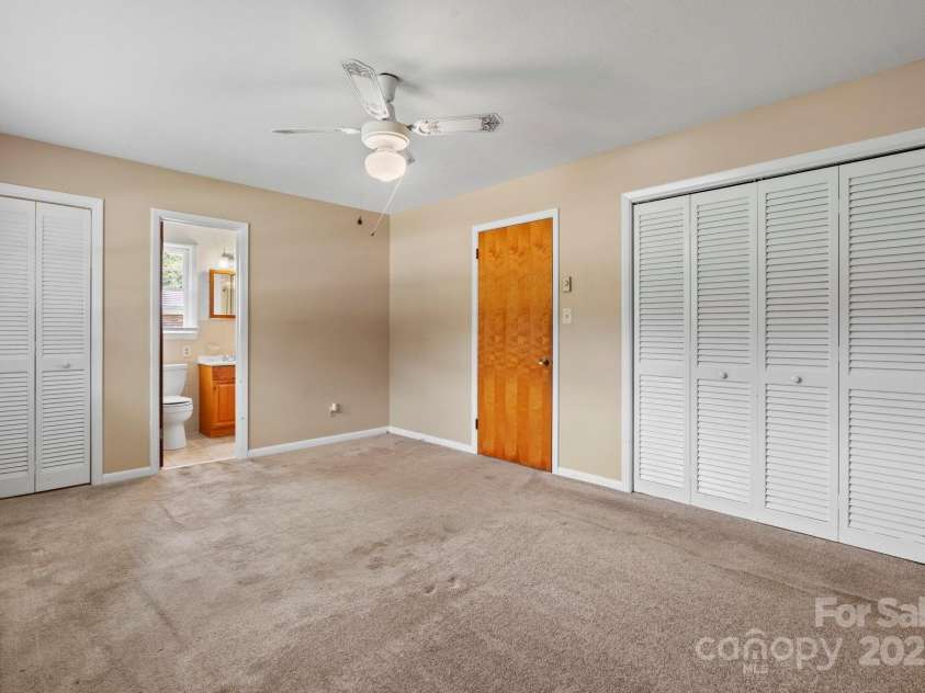 3195 Meadowbrook Street, Valdese, NC 28690.  MLS# CAR4282013, YatesRealty ID 27395. 