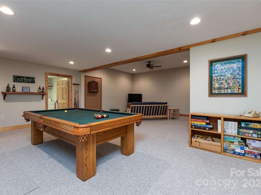 222 High Rock Vista, Sapphire, NC 28774.  MLS# CAR4283590, YatesRealty ID 27396. 