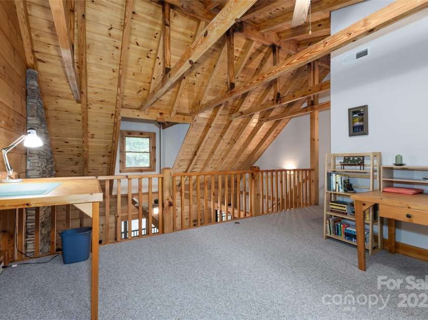 222 High Rock Vista, Sapphire, NC 28774.  MLS# CAR4283590, YatesRealty ID 27396. 