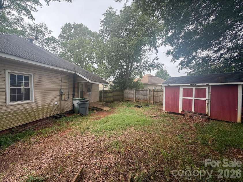 204 Madora Street, Mount Holly, NC 28120.  MLS# CAR4385940, YatesRealty ID 27397. 