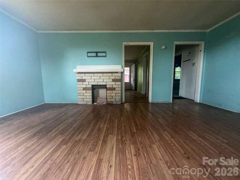 204 Madora Street, Mount Holly, NC 28120.  MLS# CAR4385940, YatesRealty ID 27397. 