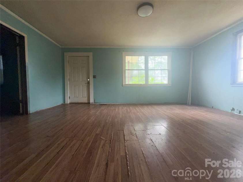 204 Madora Street, Mount Holly, NC 28120.  MLS# CAR4385940, YatesRealty ID 27397. 