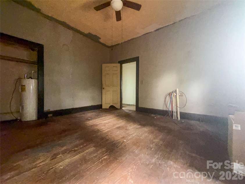 204 Madora Street, Mount Holly, NC 28120.  MLS# CAR4385940, YatesRealty ID 27397. 