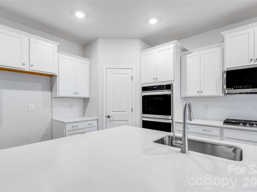 5461 Redbud Road, Lancaster, SC 29720.  MLS# CAR4349150, YatesRealty ID 27398. 