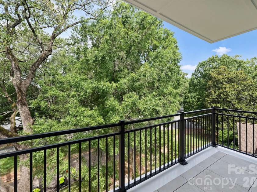 409 Queens Road, Charlotte, NC 28207.  MLS# CAR4409006, YatesRealty ID 274. 