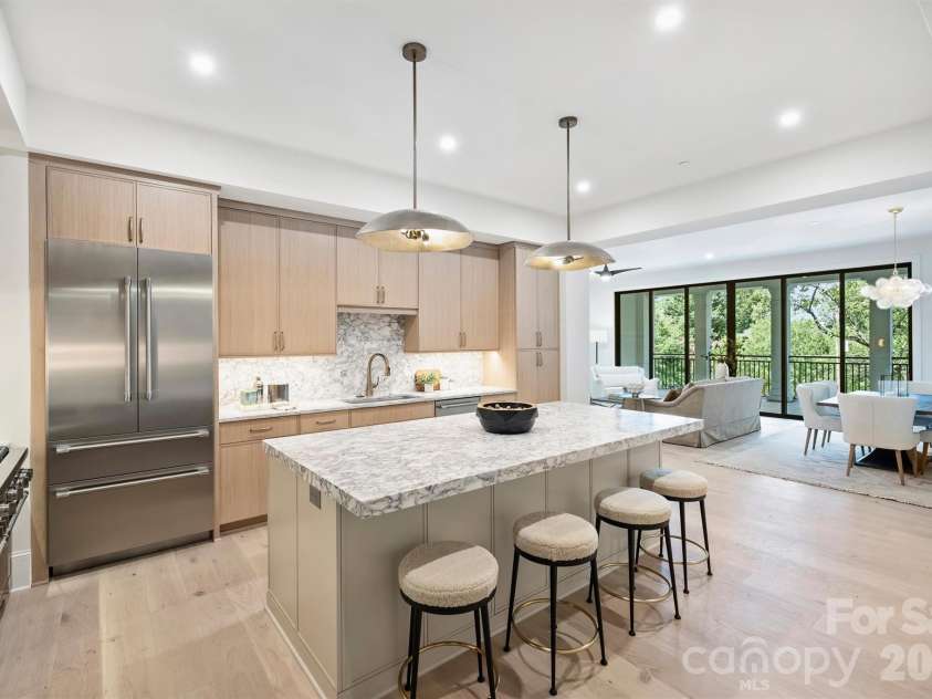 409 Queens Road, Charlotte, NC 28207.  MLS# CAR4409006, YatesRealty ID 274. 