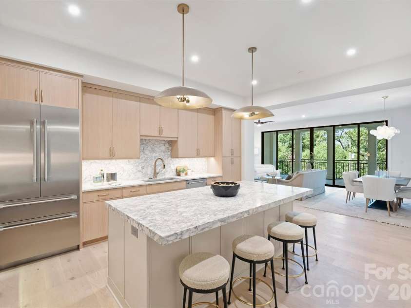 409 Queens Road, Charlotte, NC 28207.  MLS# CAR4409006, YatesRealty ID 274. 