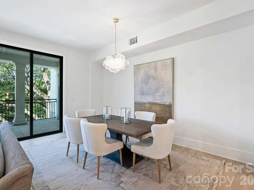 409 Queens Road, Charlotte, NC 28207.  MLS# CAR4409006, YatesRealty ID 274. 