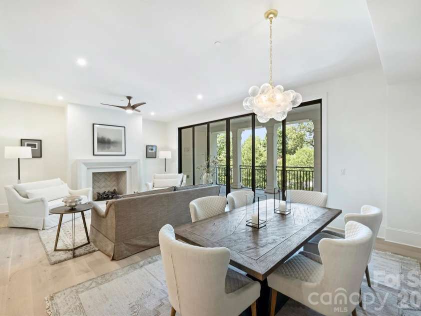 409 Queens Road, Charlotte, NC 28207.  MLS# CAR4409006, YatesRealty ID 274. 