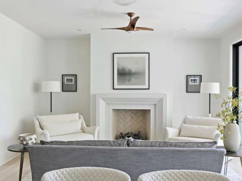 409 Queens Road, Charlotte, NC 28207.  MLS# CAR4409006, YatesRealty ID 274. 