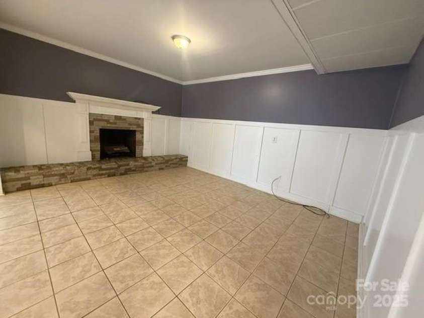 2205 Olde Well Road, Hudson, NC 28638.  MLS# CAR4284000, YatesRealty ID 27400. 