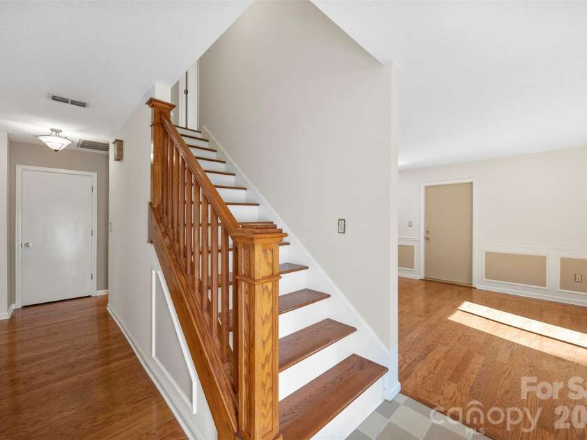2606 Saddlewood Circle, Concord, NC 28027.  MLS# CAR4385806, YatesRealty ID 27400. 