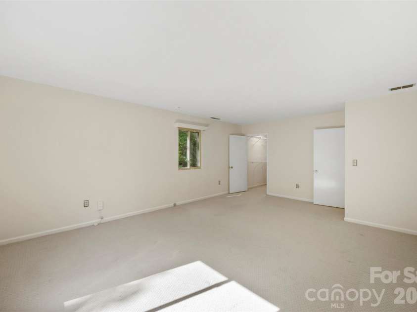 2606 Saddlewood Circle, Concord, NC 28027.  MLS# CAR4385806, YatesRealty ID 27400. 