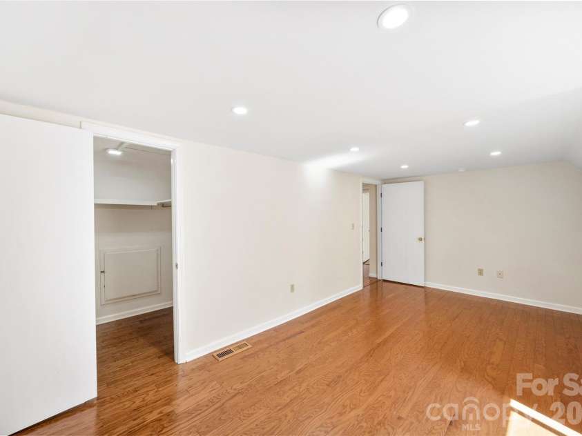 2606 Saddlewood Circle, Concord, NC 28027.  MLS# CAR4385806, YatesRealty ID 27400. 