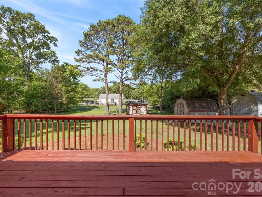 2606 Saddlewood Circle, Concord, NC 28027.  MLS# CAR4385806, YatesRealty ID 27400. 