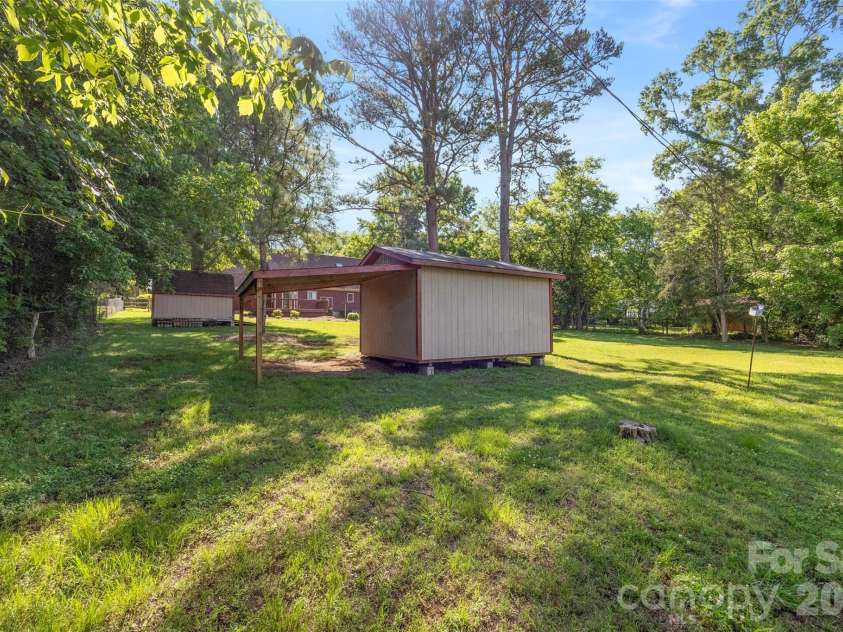 2606 Saddlewood Circle, Concord, NC 28027.  MLS# CAR4385806, YatesRealty ID 27400. 