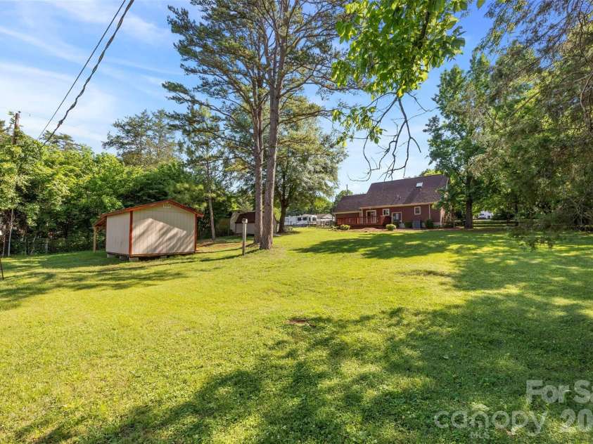 2606 Saddlewood Circle, Concord, NC 28027.  MLS# CAR4385806, YatesRealty ID 27400. 