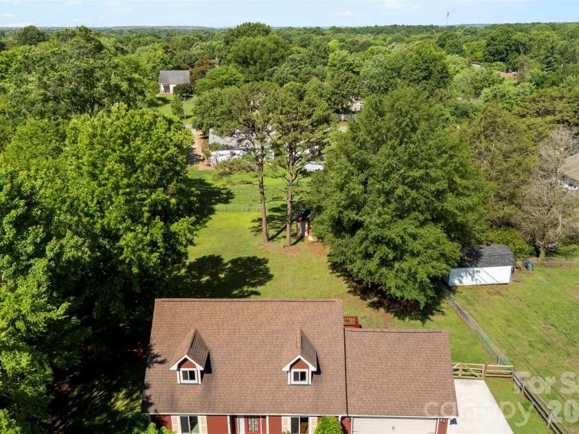 2606 Saddlewood Circle, Concord, NC 28027.  MLS# CAR4385806, YatesRealty ID 27400. 