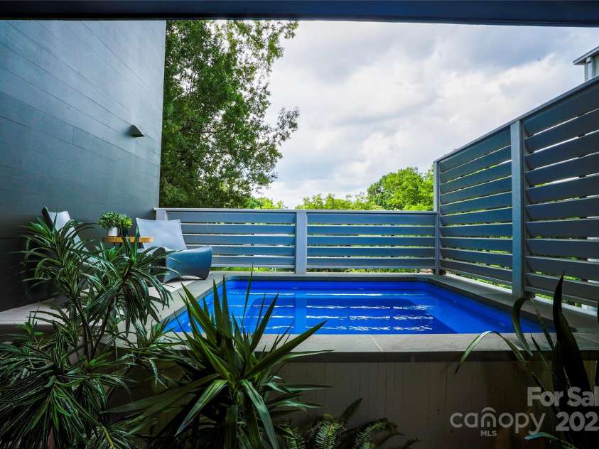 715 Charles Avenue, Charlotte, NC 28205.  MLS# CAR4283037, YatesRealty ID 27402. 