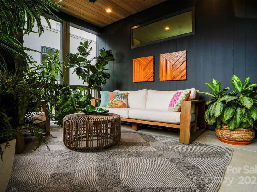 715 Charles Avenue, Charlotte, NC 28205.  MLS# CAR4283037, YatesRealty ID 27402. 